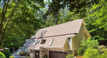 10409 DOMINION VALLEY DR, FAIRFAX STATION, Virginia 22039, 3 Bedrooms Bedrooms, ,3 BathroomsBathrooms,Residential,For sale,10409 DOMINION VALLEY DR,VAFX2258144 MLS # VAFX2258144