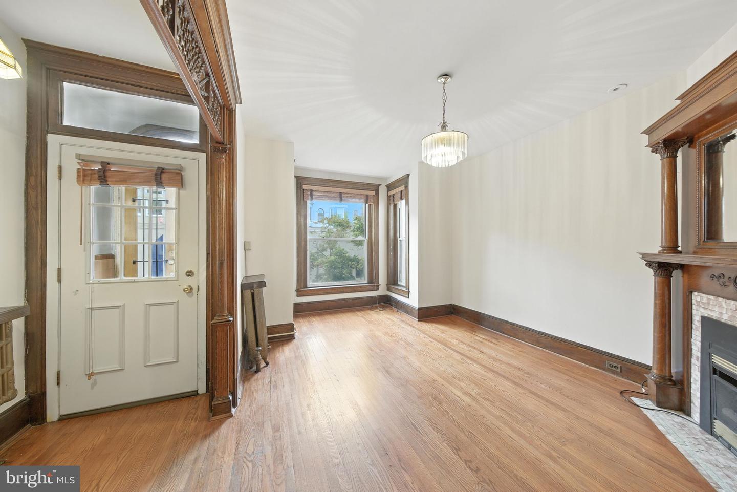 1763 U ST NW, WASHINGTON, District Of Columbia 20009, 6 Bedrooms Bedrooms, ,3 BathroomsBathrooms,Residential,For sale,1763 U ST NW,DCDC2212632 MLS # DCDC2212632
