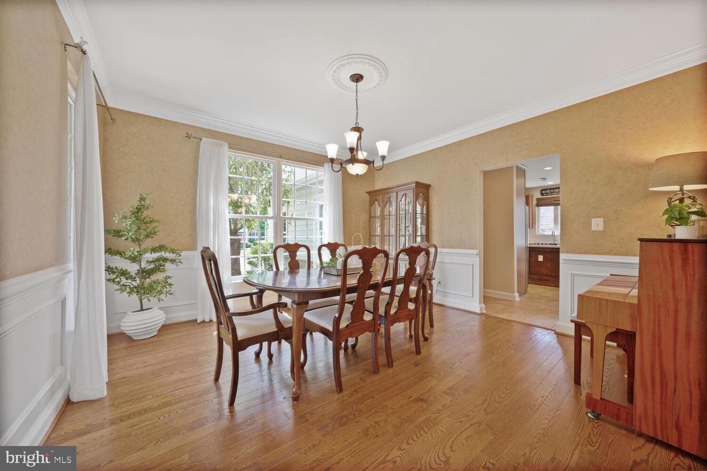42850 CONQUEST CIR, BRAMBLETON, Virginia 20148, 4 Bedrooms Bedrooms, ,3 BathroomsBathrooms,Residential,For sale,42850 CONQUEST CIR,VALO2103382 MLS # VALO2103382