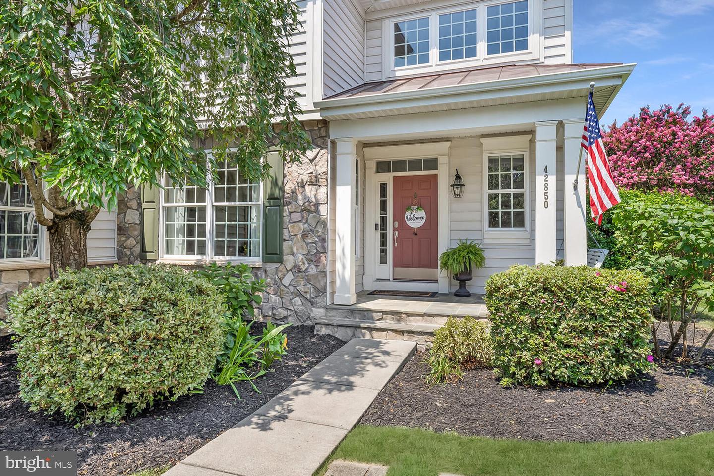 42850 CONQUEST CIR, BRAMBLETON, Virginia 20148, 4 Bedrooms Bedrooms, ,3 BathroomsBathrooms,Residential,For sale,42850 CONQUEST CIR,VALO2103382 MLS # VALO2103382