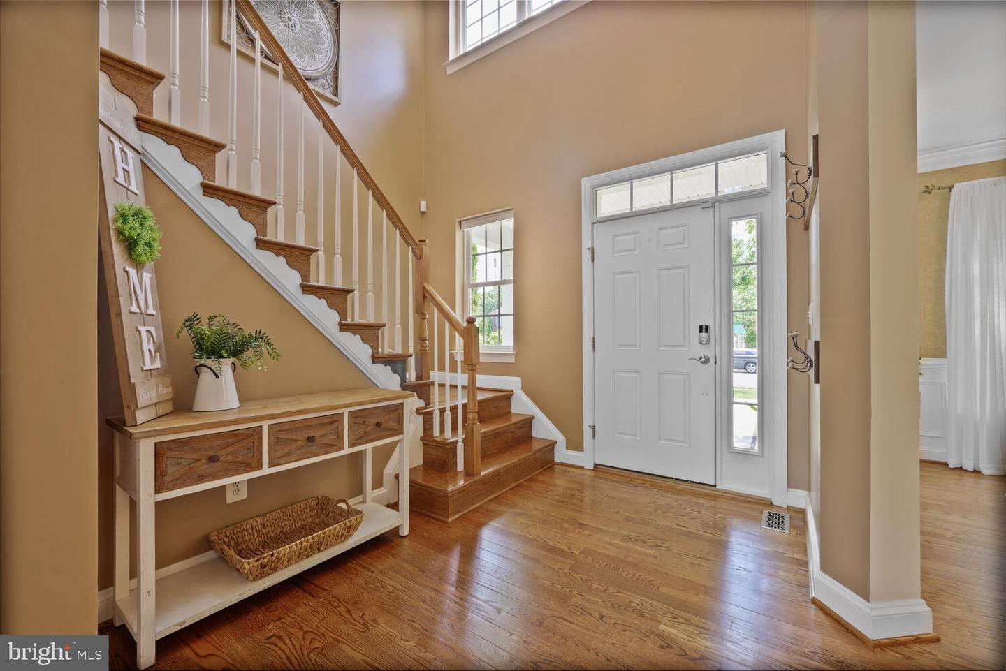 42850 CONQUEST CIR, BRAMBLETON, Virginia 20148, 4 Bedrooms Bedrooms, ,3 BathroomsBathrooms,Residential,For sale,42850 CONQUEST CIR,VALO2103382 MLS # VALO2103382