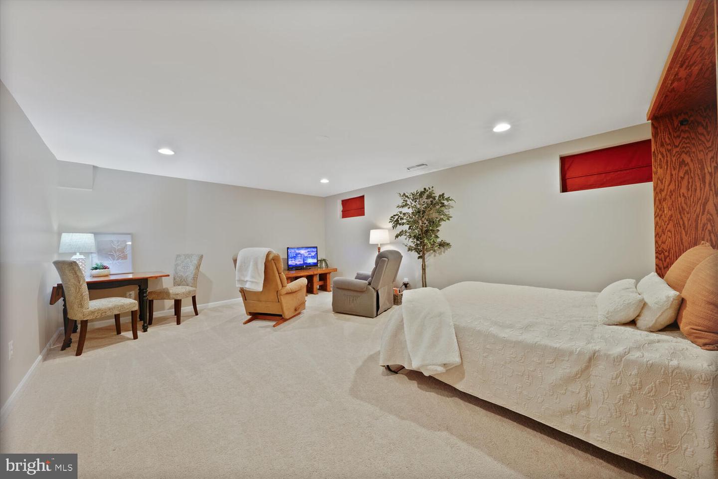 42850 CONQUEST CIR, BRAMBLETON, Virginia 20148, 4 Bedrooms Bedrooms, ,3 BathroomsBathrooms,Residential,For sale,42850 CONQUEST CIR,VALO2103382 MLS # VALO2103382