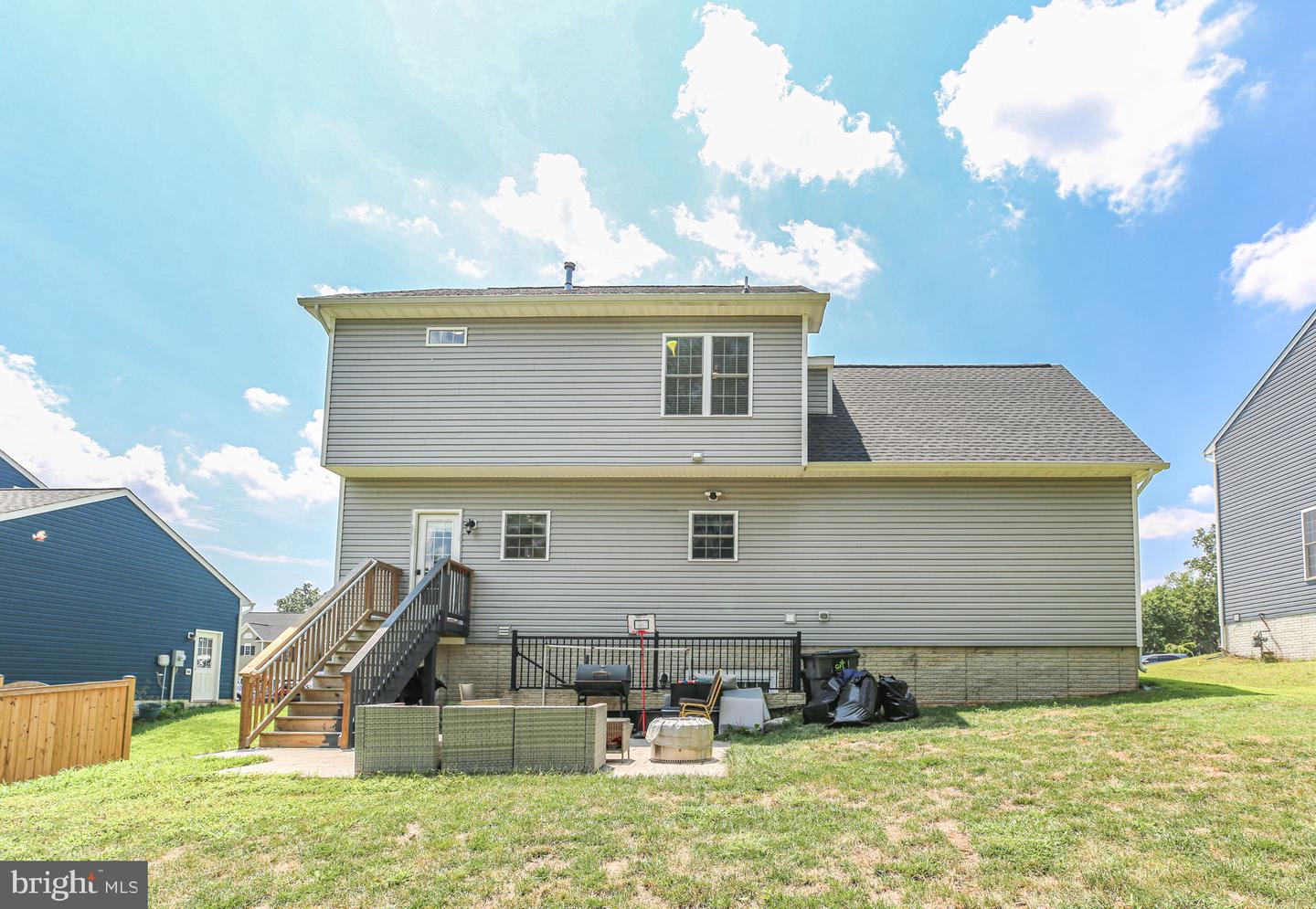 8183 MAJOR WATTERS CT, WARRENTON, Virginia 20187, 4 Bedrooms Bedrooms, ,3 BathroomsBathrooms,Residential,For sale,8183 MAJOR WATTERS CT,VAFQ2017668 MLS # VAFQ2017668