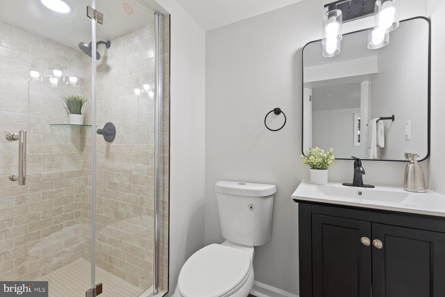 3312 12TH ST SE, WASHINGTON, District Of Columbia 20032, 3 Bedrooms Bedrooms, ,2 BathroomsBathrooms,Residential,For sale,3312 12TH ST SE,DCDC2212712 MLS # DCDC2212712