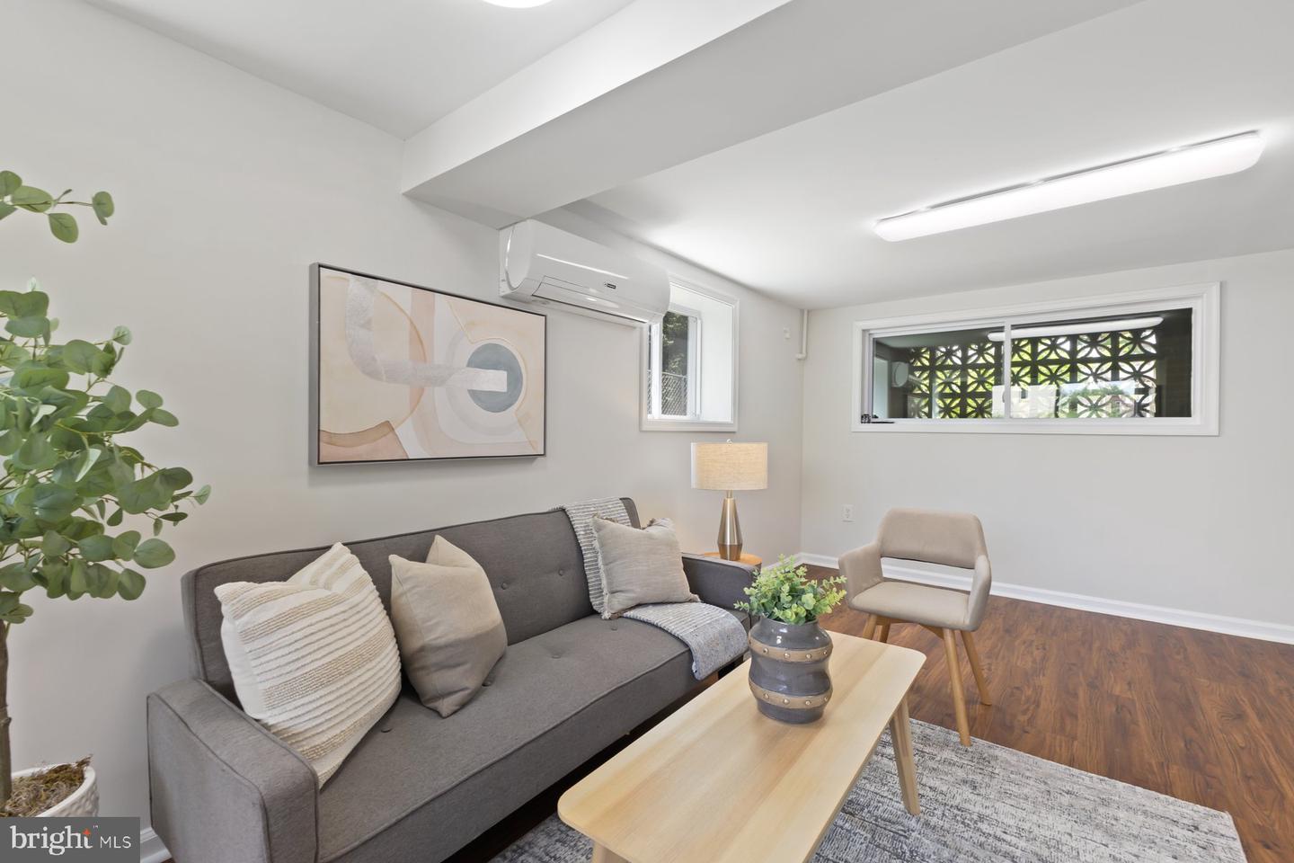 3312 12TH ST SE, WASHINGTON, District Of Columbia 20032, 3 Bedrooms Bedrooms, ,2 BathroomsBathrooms,Residential,For sale,3312 12TH ST SE,DCDC2212712 MLS # DCDC2212712