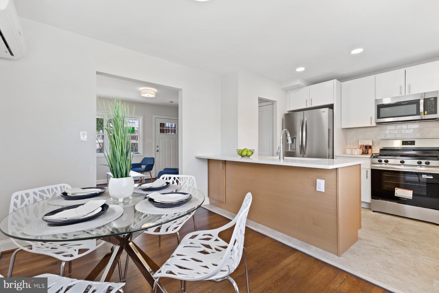 3312 12TH ST SE, WASHINGTON, District Of Columbia 20032, 3 Bedrooms Bedrooms, ,2 BathroomsBathrooms,Residential,For sale,3312 12TH ST SE,DCDC2212712 MLS # DCDC2212712