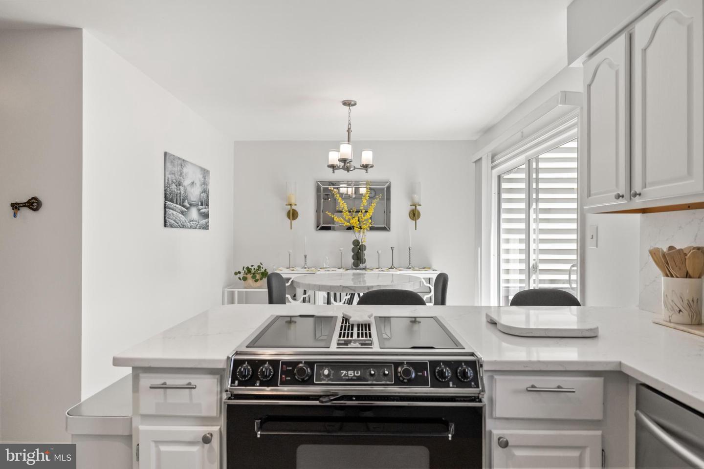 6554 PALISADES DR, CENTREVILLE, Virginia 20121, 4 Bedrooms Bedrooms, 15 Rooms Rooms,3 BathroomsBathrooms,Residential,For sale,6554 PALISADES DR,VAFX2258512 MLS # VAFX2258512