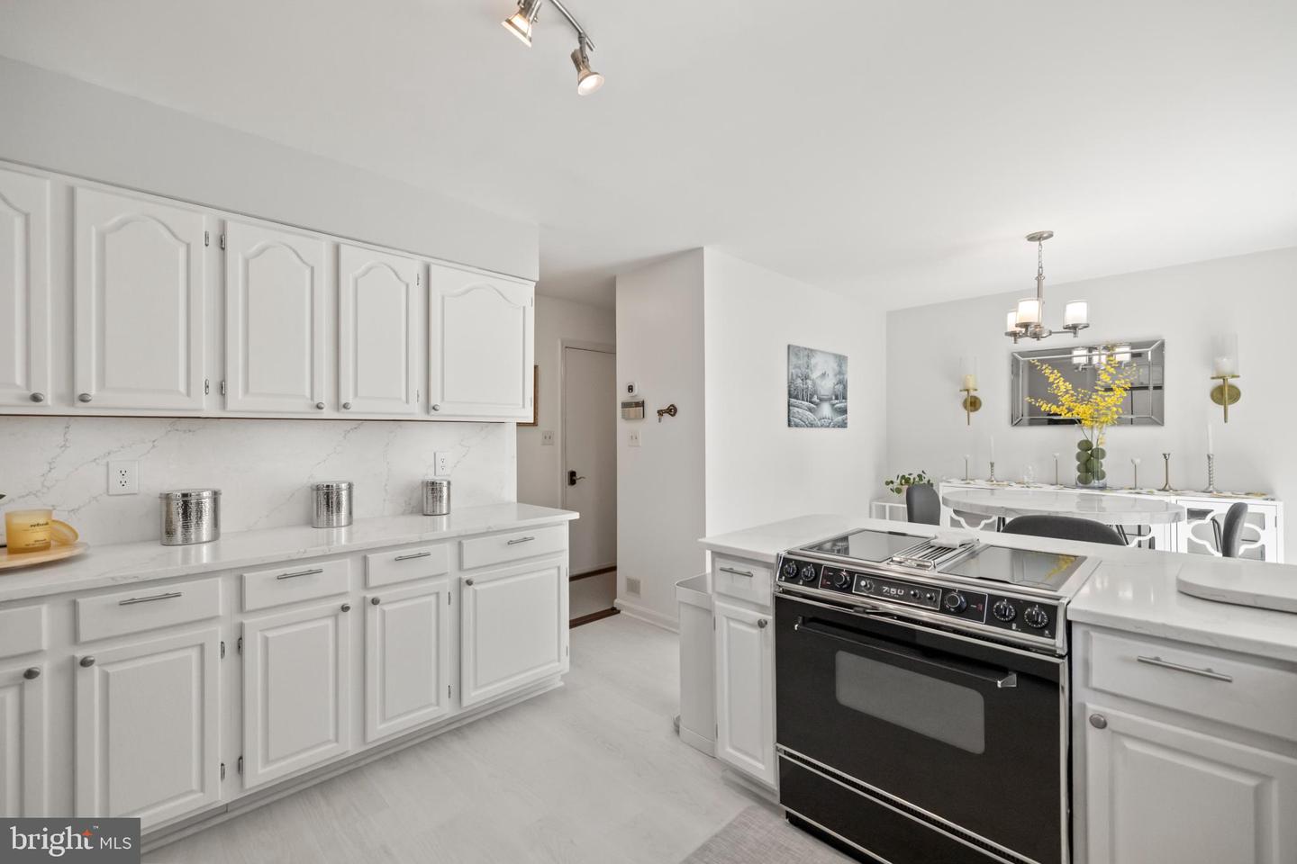 6554 PALISADES DR, CENTREVILLE, Virginia 20121, 4 Bedrooms Bedrooms, 15 Rooms Rooms,3 BathroomsBathrooms,Residential,For sale,6554 PALISADES DR,VAFX2258512 MLS # VAFX2258512