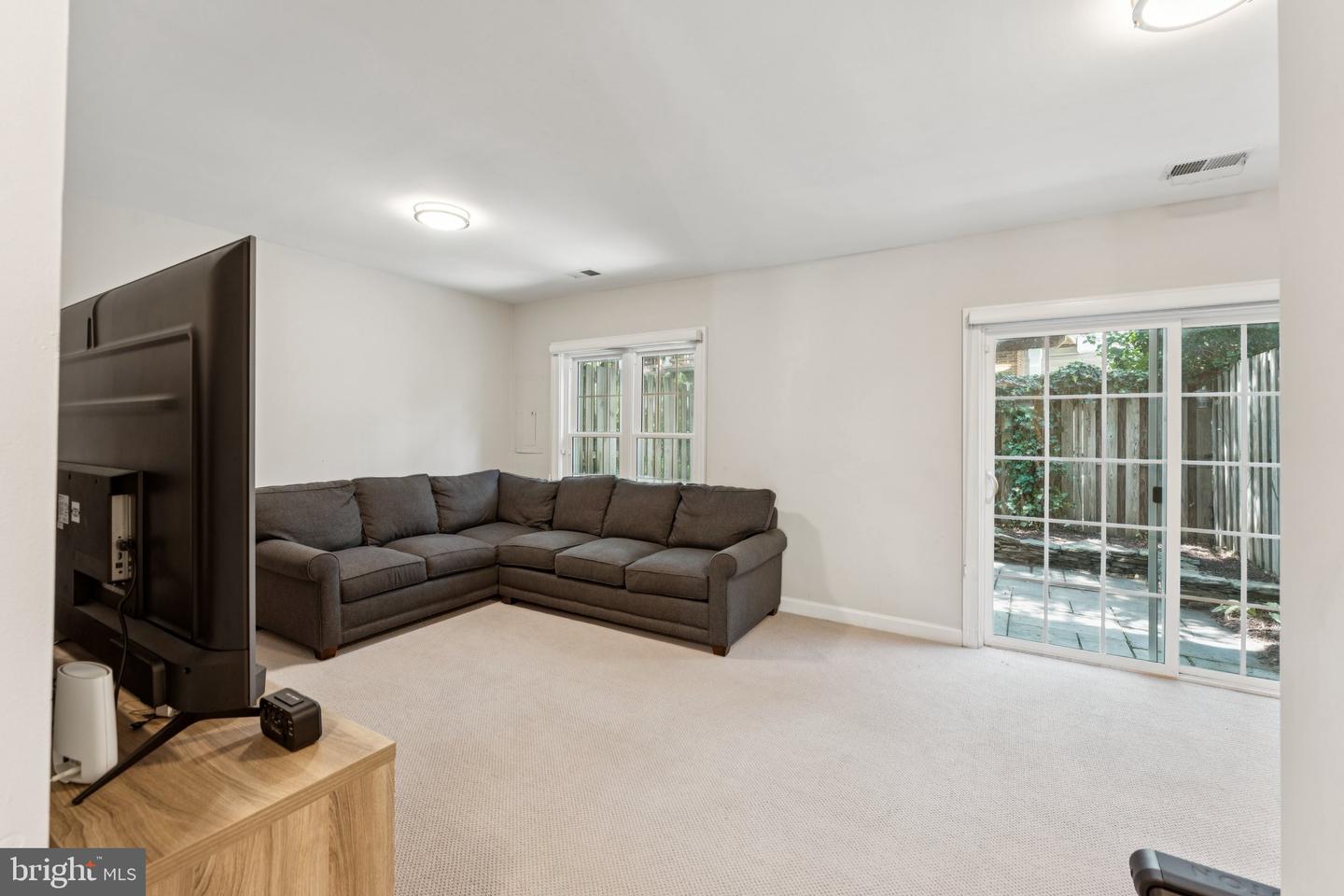 4654 KINSEY LN, ALEXANDRIA, Virginia 22311, 3 Bedrooms Bedrooms, ,3 BathroomsBathrooms,Residential,For sale,4654 KINSEY LN,VAAX2048070 MLS # VAAX2048070