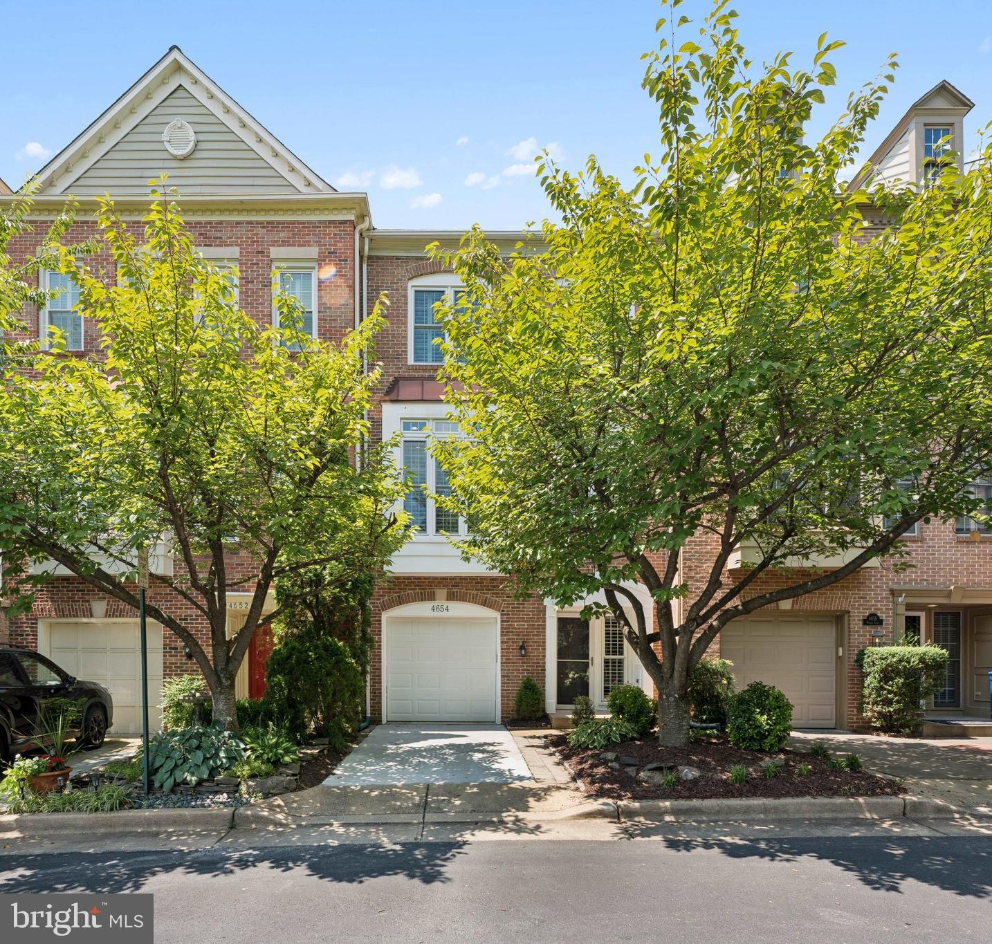 4654 KINSEY LN, ALEXANDRIA, Virginia 22311, 3 Bedrooms Bedrooms, ,3 BathroomsBathrooms,Residential,For sale,4654 KINSEY LN,VAAX2048070 MLS # VAAX2048070