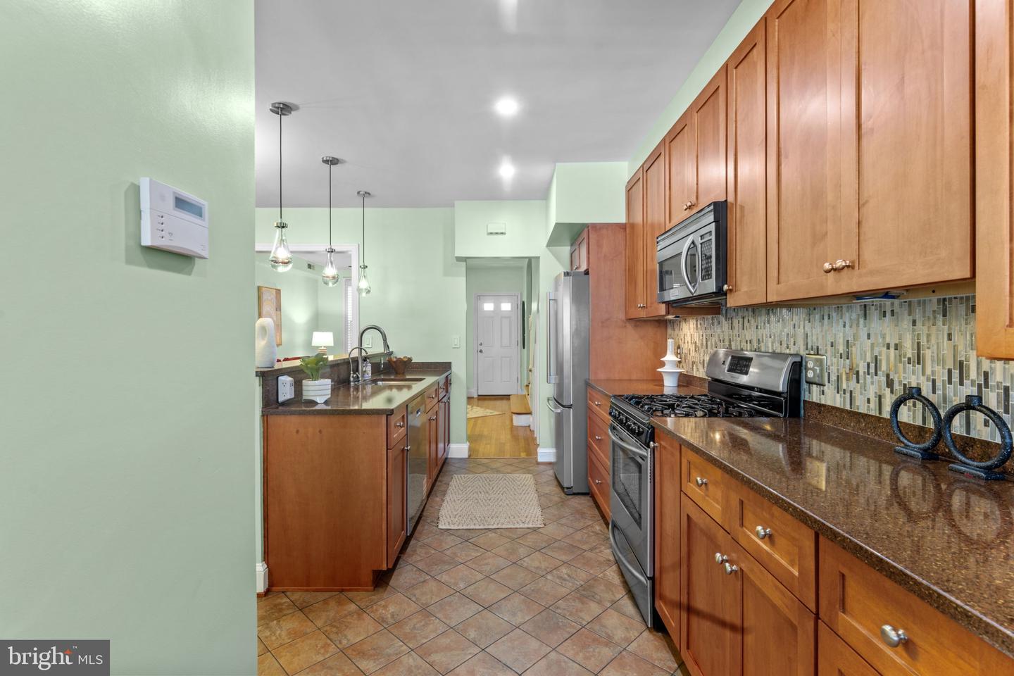 1804 BURKE ST SE, WASHINGTON, District Of Columbia 20003, 4 Bedrooms Bedrooms, ,2 BathroomsBathrooms,Residential,For sale,1804 BURKE ST SE,DCDC2212934 MLS # DCDC2212934