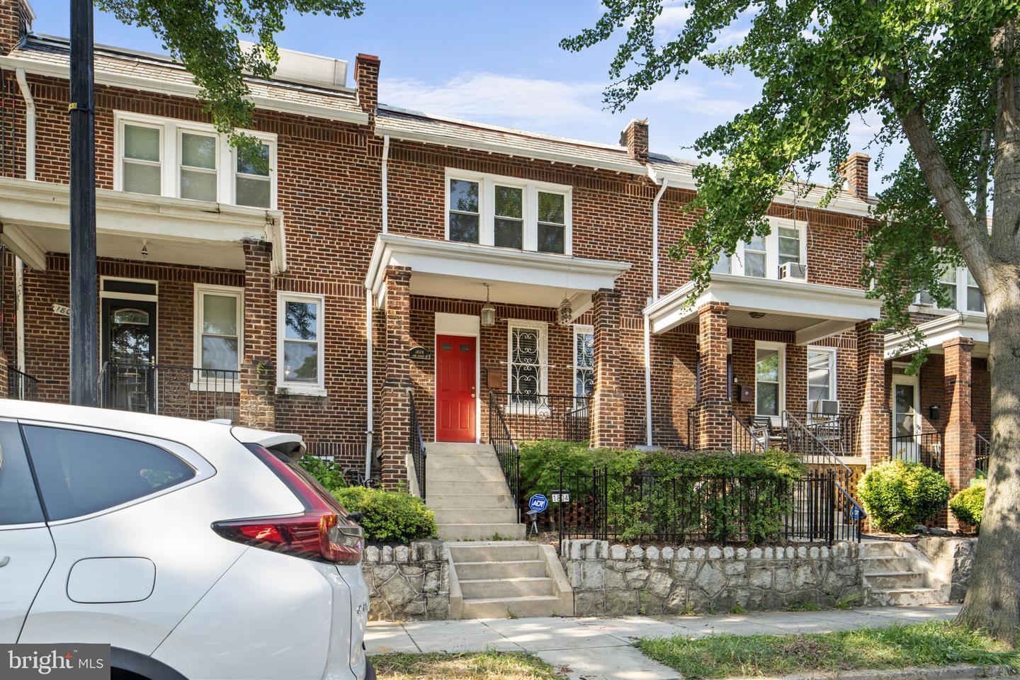 1804 BURKE ST SE, WASHINGTON, District Of Columbia 20003, 4 Bedrooms Bedrooms, ,2 BathroomsBathrooms,Residential,For sale,1804 BURKE ST SE,DCDC2212934 MLS # DCDC2212934