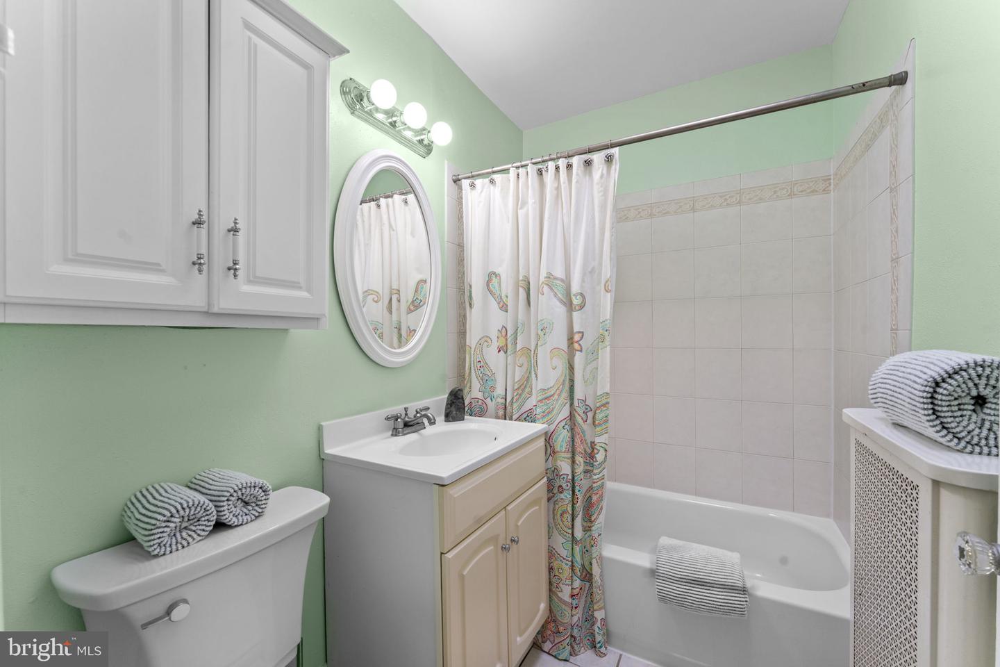 1804 BURKE ST SE, WASHINGTON, District Of Columbia 20003, 4 Bedrooms Bedrooms, ,2 BathroomsBathrooms,Residential,For sale,1804 BURKE ST SE,DCDC2212934 MLS # DCDC2212934