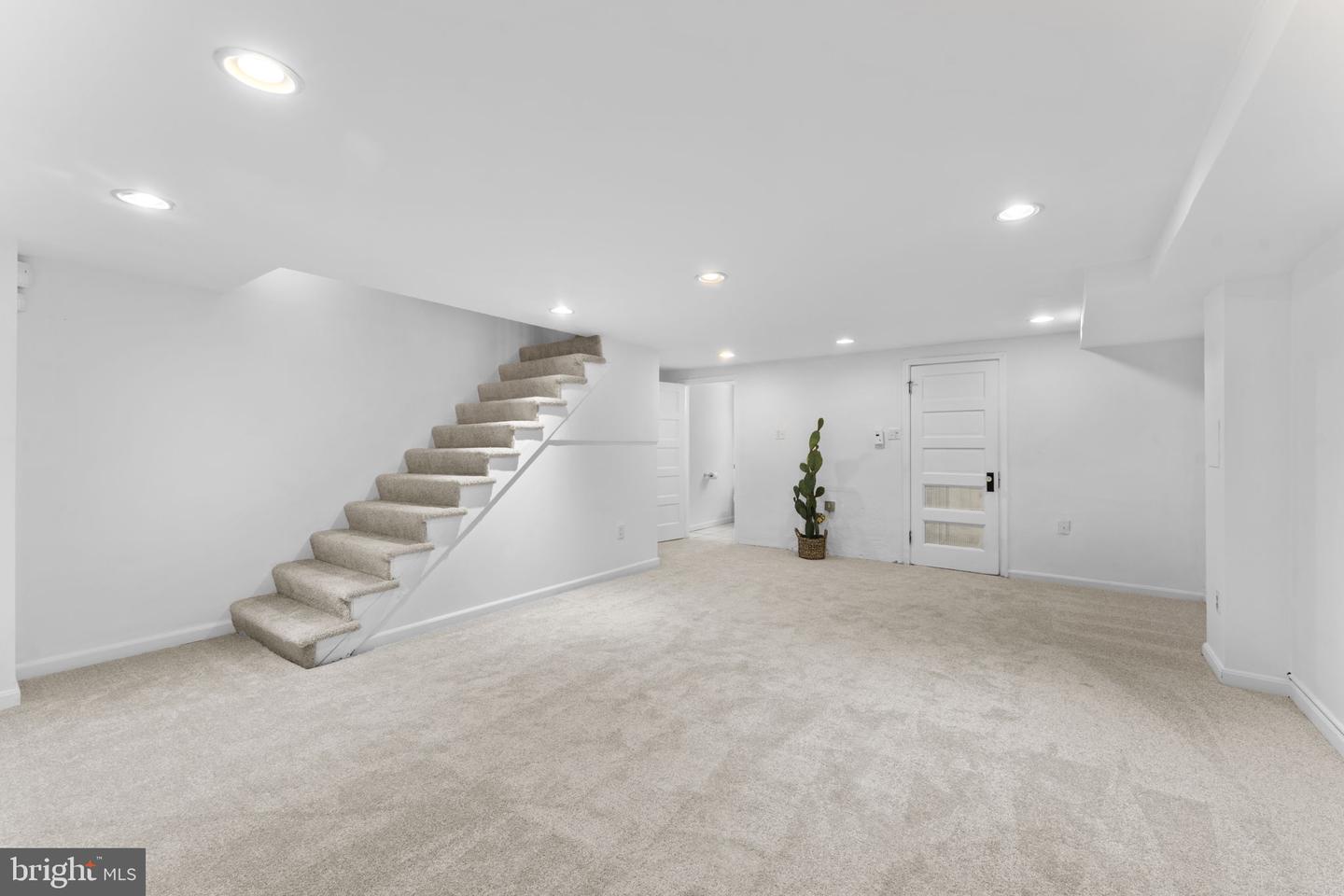 1804 BURKE ST SE, WASHINGTON, District Of Columbia 20003, 4 Bedrooms Bedrooms, ,2 BathroomsBathrooms,Residential,For sale,1804 BURKE ST SE,DCDC2212934 MLS # DCDC2212934