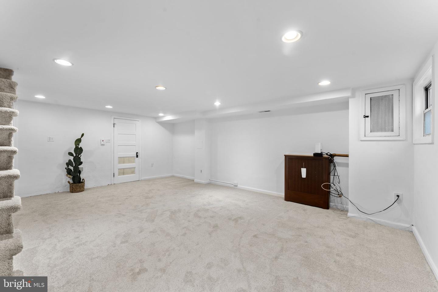 1804 BURKE ST SE, WASHINGTON, District Of Columbia 20003, 4 Bedrooms Bedrooms, ,2 BathroomsBathrooms,Residential,For sale,1804 BURKE ST SE,DCDC2212934 MLS # DCDC2212934