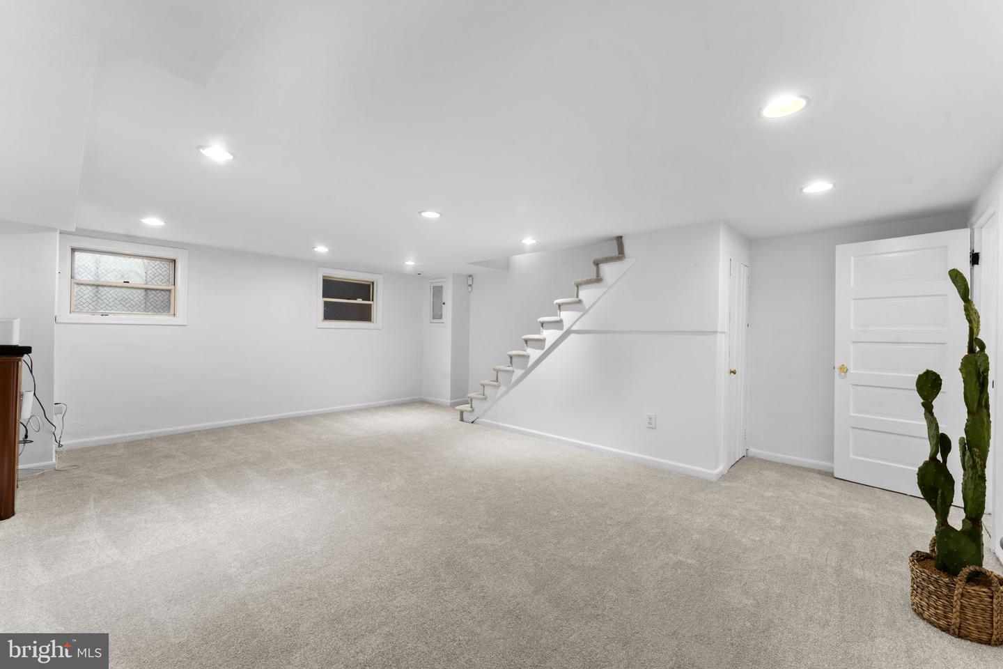 1804 BURKE ST SE, WASHINGTON, District Of Columbia 20003, 4 Bedrooms Bedrooms, ,2 BathroomsBathrooms,Residential,For sale,1804 BURKE ST SE,DCDC2212934 MLS # DCDC2212934