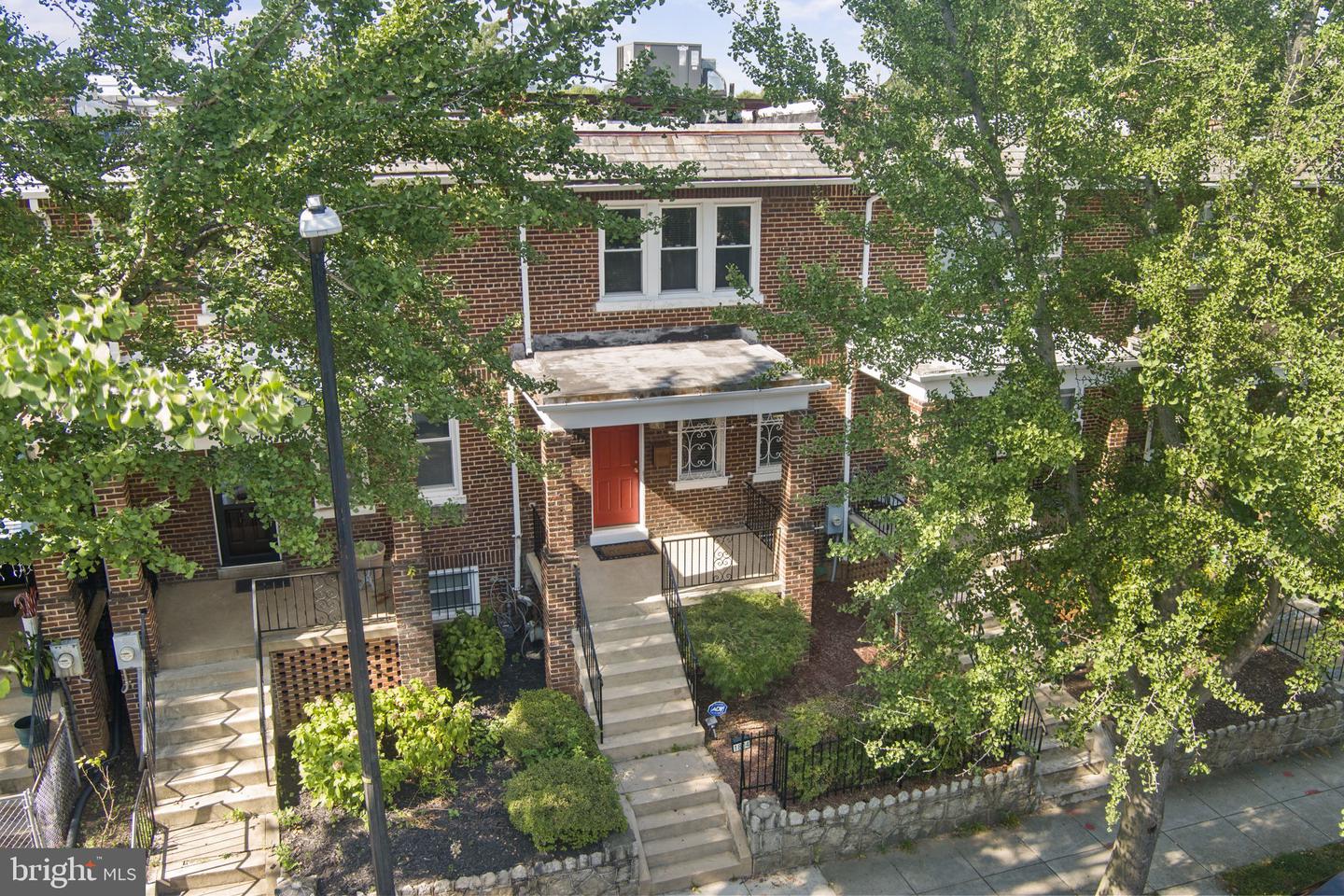 1804 BURKE ST SE, WASHINGTON, District Of Columbia 20003, 4 Bedrooms Bedrooms, ,2 BathroomsBathrooms,Residential,For sale,1804 BURKE ST SE,DCDC2212934 MLS # DCDC2212934