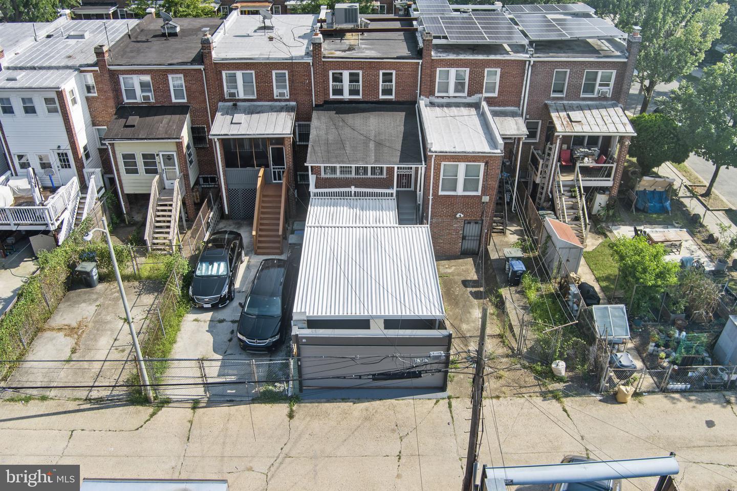 1804 BURKE ST SE, WASHINGTON, District Of Columbia 20003, 4 Bedrooms Bedrooms, ,2 BathroomsBathrooms,Residential,For sale,1804 BURKE ST SE,DCDC2212934 MLS # DCDC2212934