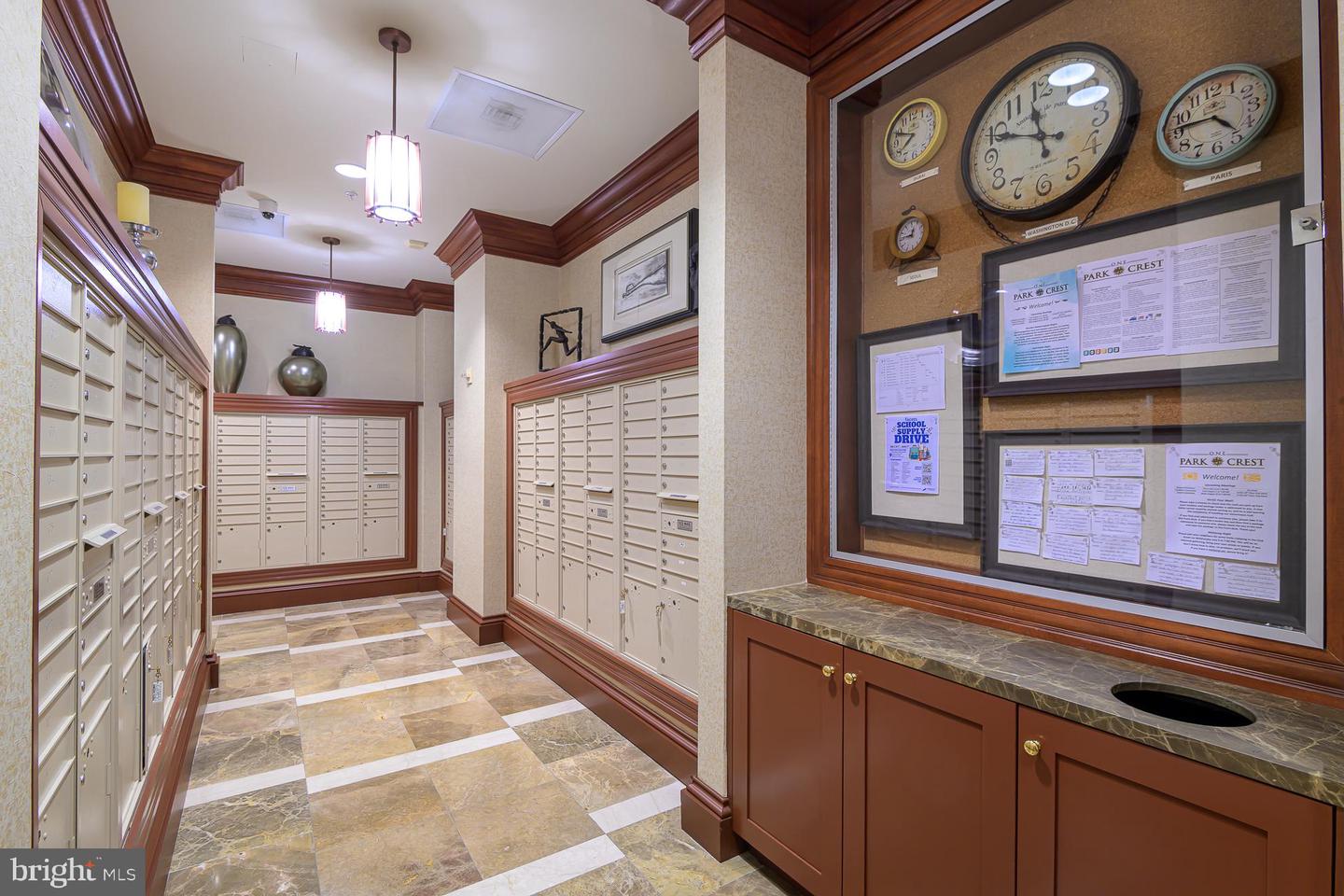 8220 CRESTWOOD HEIGHTS DR #1009, MCLEAN, Virginia 22102, 2 Bedrooms Bedrooms, ,2 BathroomsBathrooms,Residential,For sale,8220 CRESTWOOD HEIGHTS DR #1009,VAFX2258636 MLS # VAFX2258636