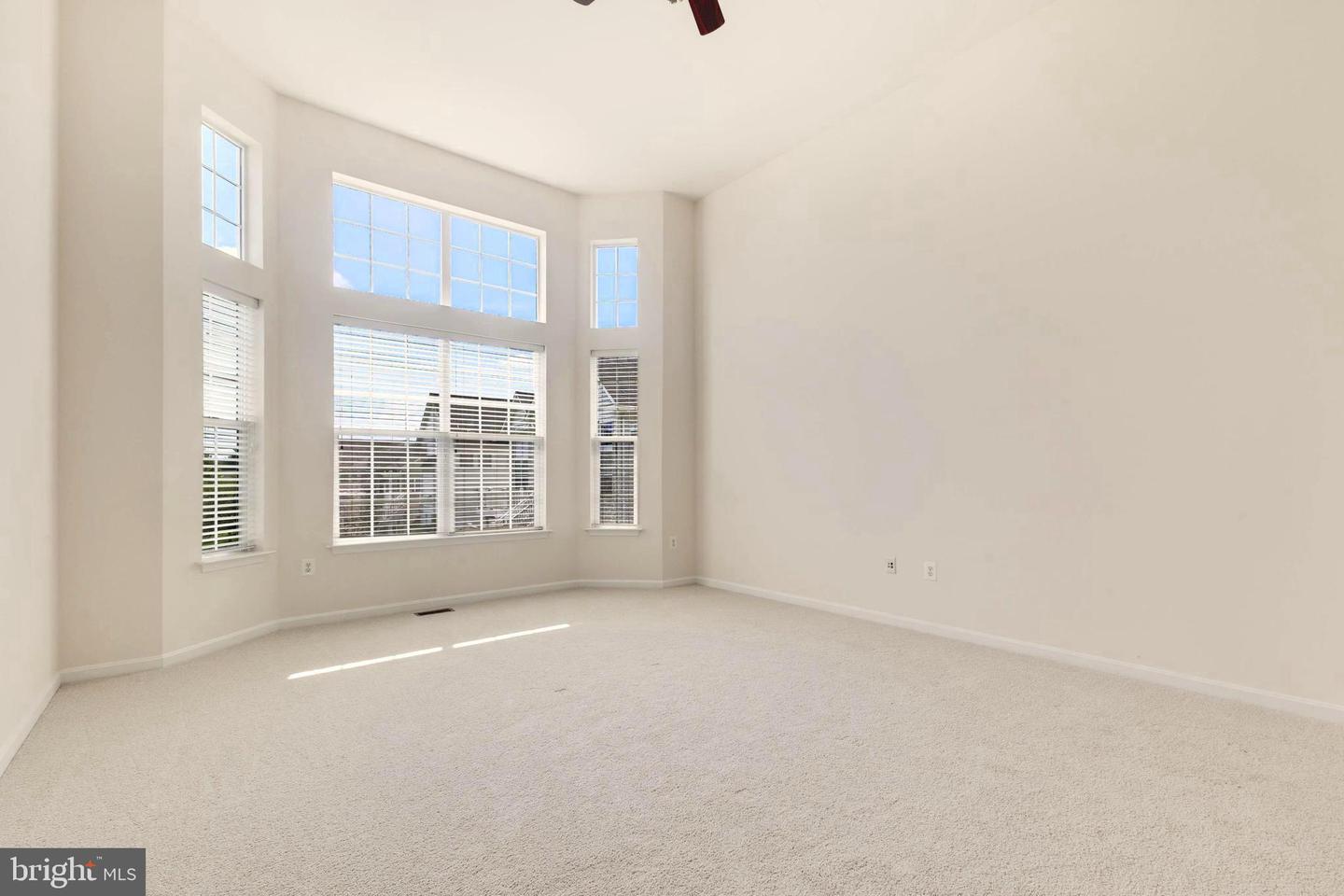 9443 STRUTHERS GLEN CT, BRISTOW, Virginia 20136, 5 Bedrooms Bedrooms, ,3 BathroomsBathrooms,Residential,For sale,9443 STRUTHERS GLEN CT,VAPW2100444 MLS # VAPW2100444