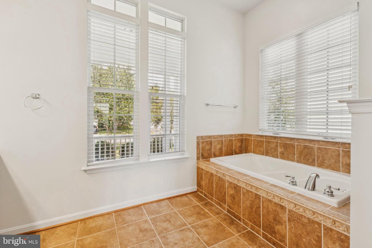 9443 STRUTHERS GLEN CT, BRISTOW, Virginia 20136, 5 Bedrooms Bedrooms, ,3 BathroomsBathrooms,Residential,For sale,9443 STRUTHERS GLEN CT,VAPW2100444 MLS # VAPW2100444