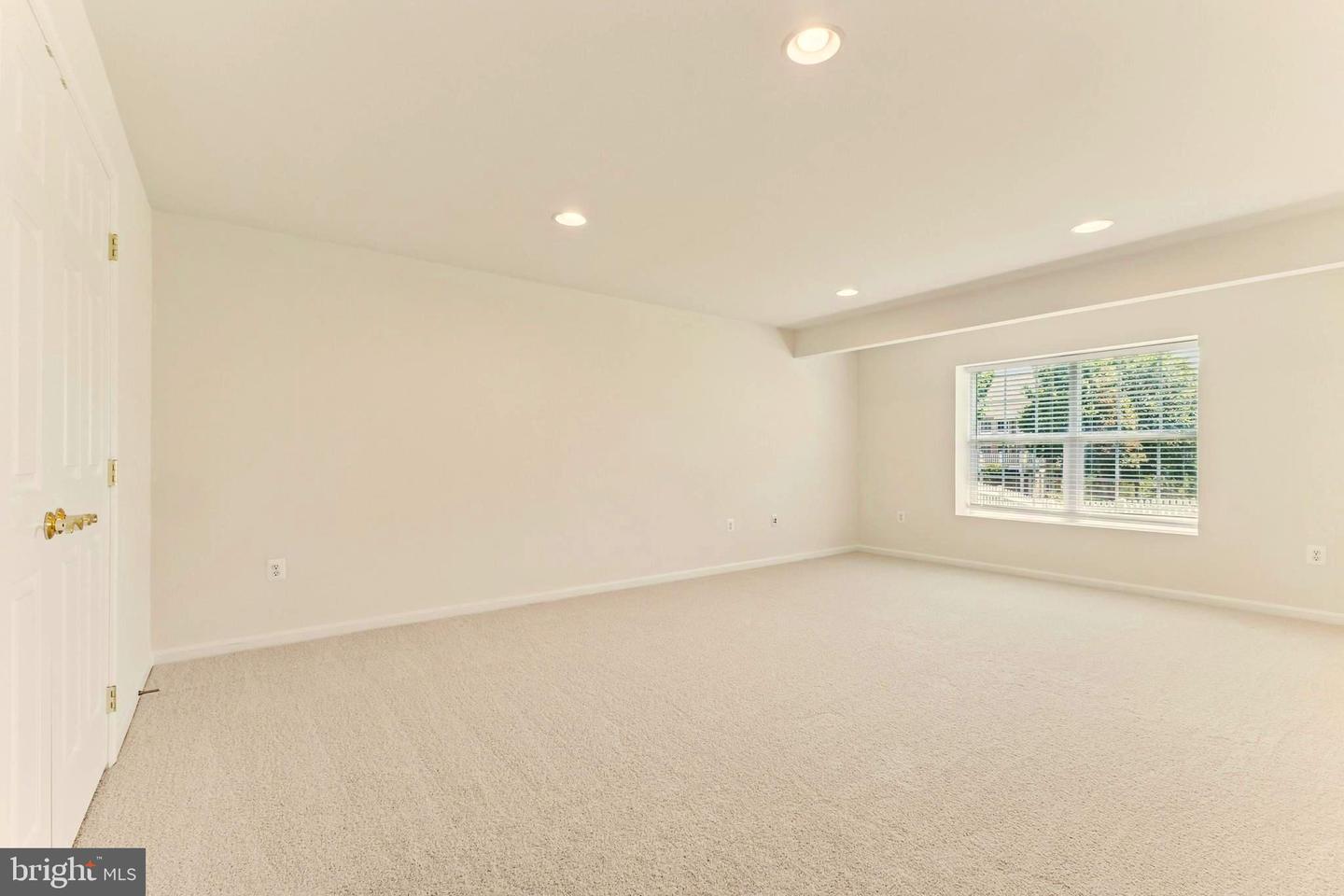 9443 STRUTHERS GLEN CT, BRISTOW, Virginia 20136, 5 Bedrooms Bedrooms, ,3 BathroomsBathrooms,Residential,For sale,9443 STRUTHERS GLEN CT,VAPW2100444 MLS # VAPW2100444