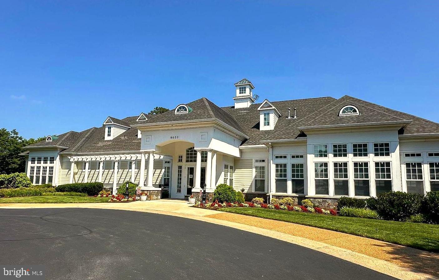 9443 STRUTHERS GLEN CT, BRISTOW, Virginia 20136, 5 Bedrooms Bedrooms, ,3 BathroomsBathrooms,Residential,For sale,9443 STRUTHERS GLEN CT,VAPW2100444 MLS # VAPW2100444