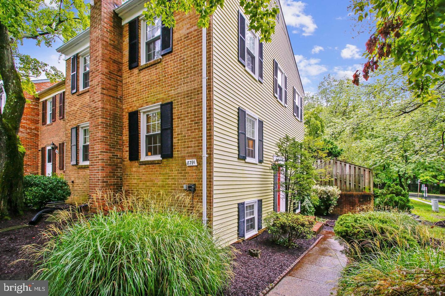 8391 LUCE CT, SPRINGFIELD, Virginia 22153, 4 Bedrooms Bedrooms, ,3 BathroomsBathrooms,Residential,For sale,8391 LUCE CT,VAFX2258290 MLS # VAFX2258290