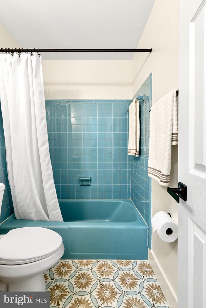 2811 ELSMORE ST, FAIRFAX, Virginia 22031, 5 Bedrooms Bedrooms, 14 Rooms Rooms,3 BathroomsBathrooms,Residential,For sale,2811 ELSMORE ST,VAFX2258324 MLS # VAFX2258324