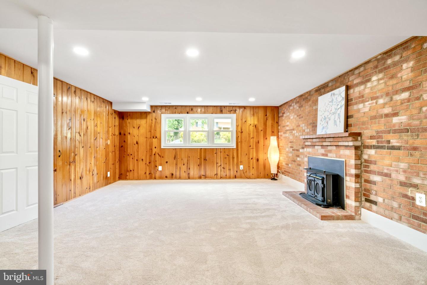 2811 ELSMORE ST, FAIRFAX, Virginia 22031, 5 Bedrooms Bedrooms, 14 Rooms Rooms,3 BathroomsBathrooms,Residential,For sale,2811 ELSMORE ST,VAFX2258324 MLS # VAFX2258324