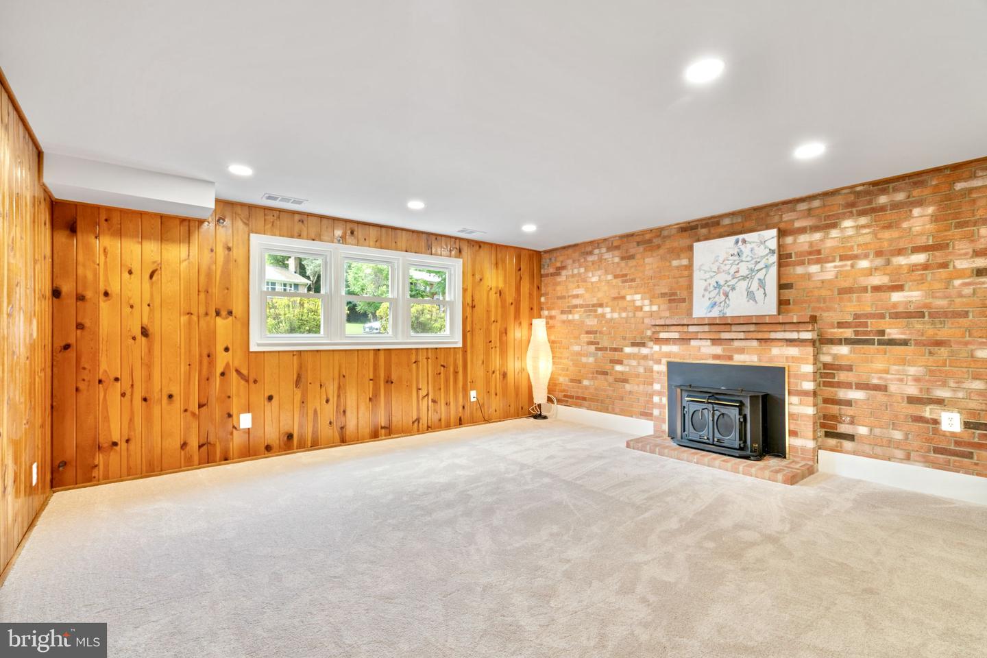 2811 ELSMORE ST, FAIRFAX, Virginia 22031, 5 Bedrooms Bedrooms, 14 Rooms Rooms,3 BathroomsBathrooms,Residential,For sale,2811 ELSMORE ST,VAFX2258324 MLS # VAFX2258324
