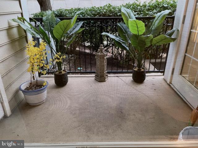 1521 SPRING GATE DR #10102, MCLEAN, Virginia 22102, 1 Bedroom Bedrooms, ,1 BathroomBathrooms,Residential,For sale,1521 SPRING GATE DR #10102,VAFX2207712 MLS # VAFX2207712