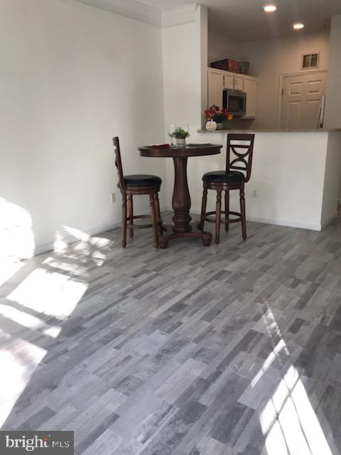1521 SPRING GATE DR #10102, MCLEAN, Virginia 22102, 1 Bedroom Bedrooms, ,1 BathroomBathrooms,Residential,For sale,1521 SPRING GATE DR #10102,VAFX2207712 MLS # VAFX2207712