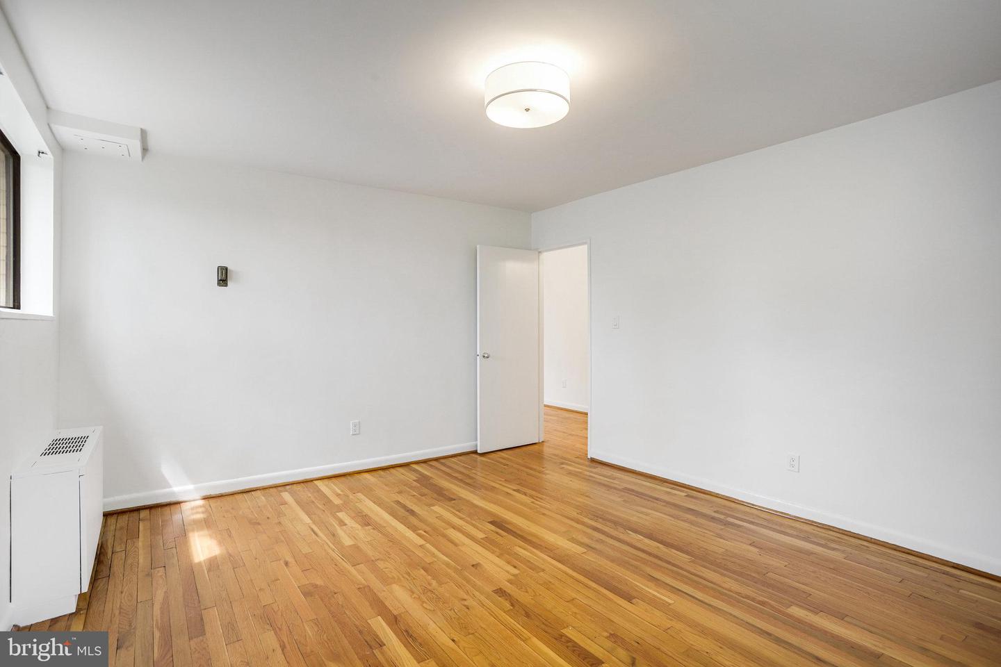 305 C ST NE #309, WASHINGTON, District Of Columbia 20002, 1 Bedroom Bedrooms, ,1 BathroomBathrooms,Residential,For sale,305 C ST NE #309,DCDC2173208 MLS # DCDC2173208