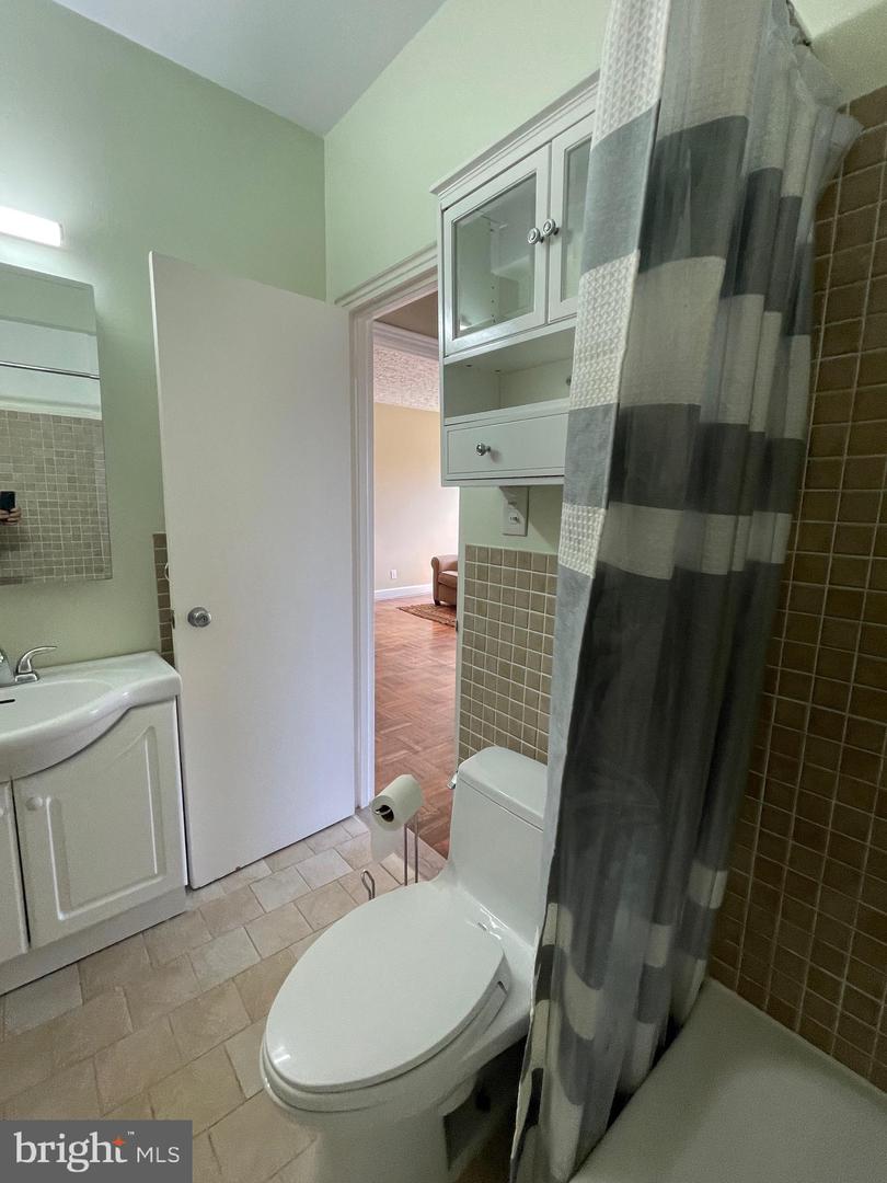 3901 CATHEDRAL AVE NW #419, WASHINGTON, District Of Columbia 20016, 1 Bedroom Bedrooms, ,1 BathroomBathrooms,Residential,For sale,3901 CATHEDRAL AVE NW #419,DCDC2191242 MLS # DCDC2191242