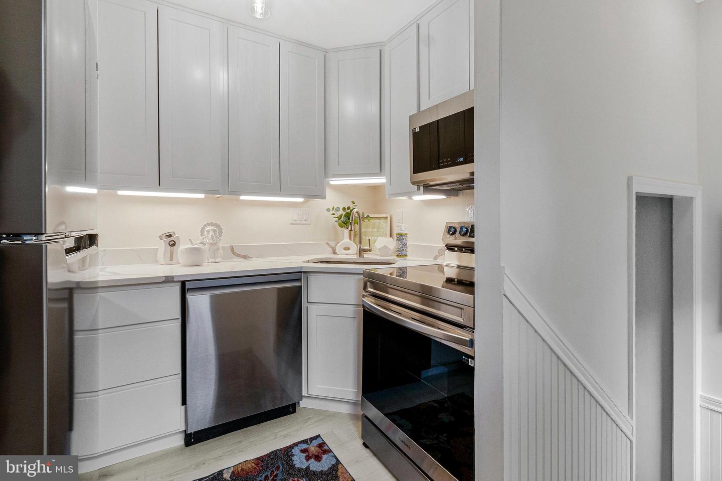 821 S MONROE ST, ARLINGTON, Virginia 22204, 3 Bedrooms Bedrooms, ,3 BathroomsBathrooms,Residential,For sale,821 S MONROE ST,VAAR2055404 MLS # VAAR2055404