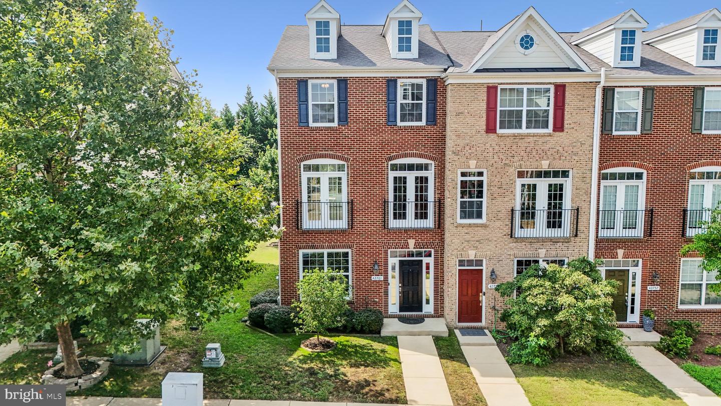 42761 HAY RD, ASHBURN, Virginia 20147, 3 Bedrooms Bedrooms, ,3 BathroomsBathrooms,Residential,For sale,42761 HAY RD,VALO2094570 MLS # VALO2094570