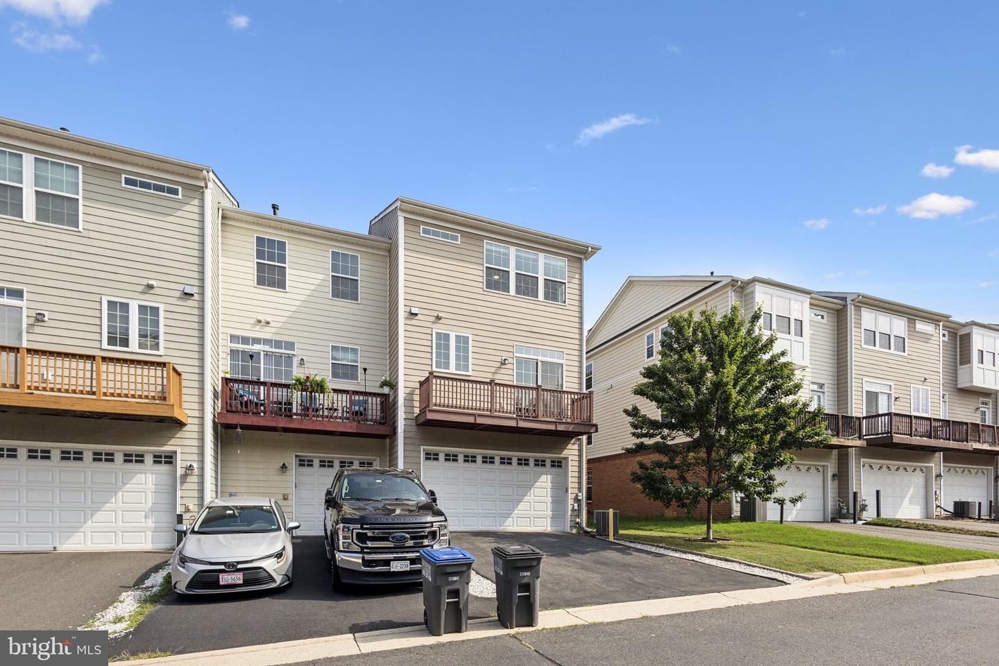 42761 HAY RD, ASHBURN, Virginia 20147, 3 Bedrooms Bedrooms, ,3 BathroomsBathrooms,Residential,For sale,42761 HAY RD,VALO2094570 MLS # VALO2094570