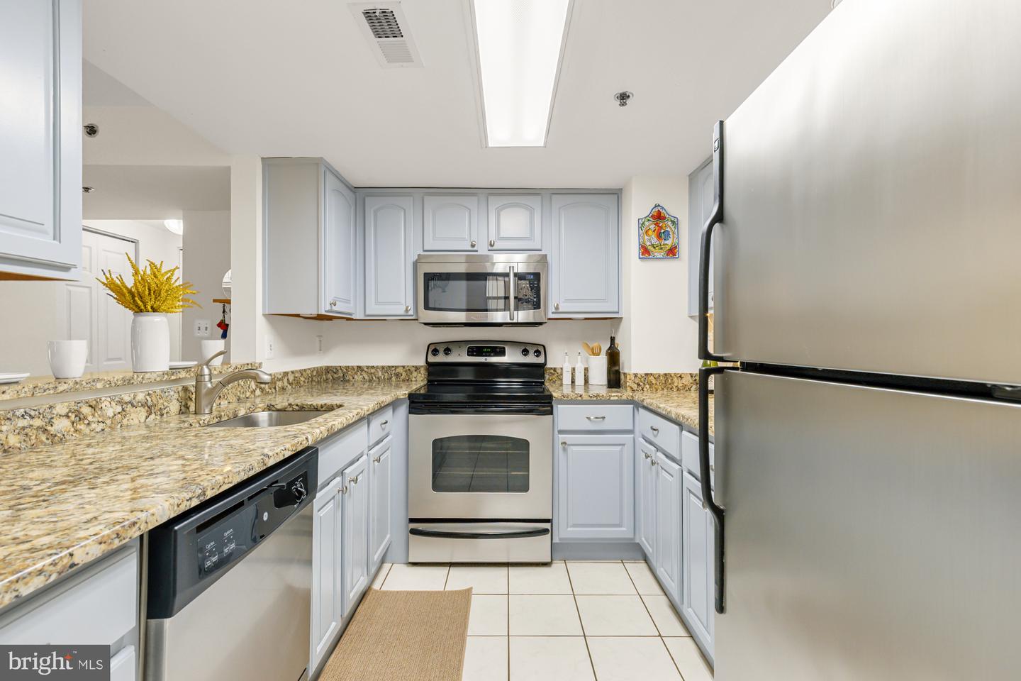 1621 T ST NW #T2, WASHINGTON, District Of Columbia 20009, 2 Bedrooms Bedrooms, ,2 BathroomsBathrooms,Residential,For sale,1621 T ST NW #T2,DCDC2200444 MLS # DCDC2200444