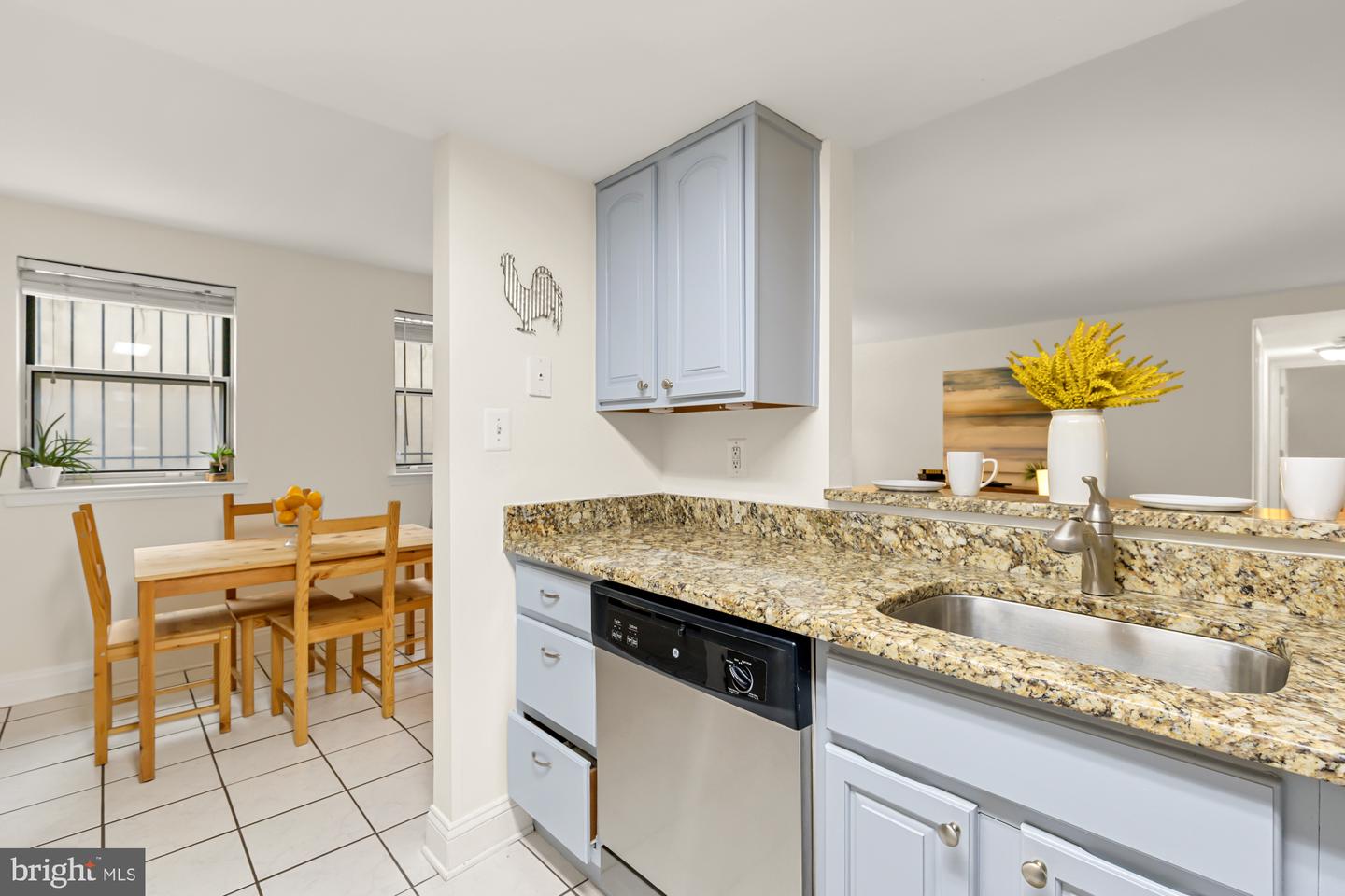 1621 T ST NW #T2, WASHINGTON, District Of Columbia 20009, 2 Bedrooms Bedrooms, ,2 BathroomsBathrooms,Residential,For sale,1621 T ST NW #T2,DCDC2200444 MLS # DCDC2200444