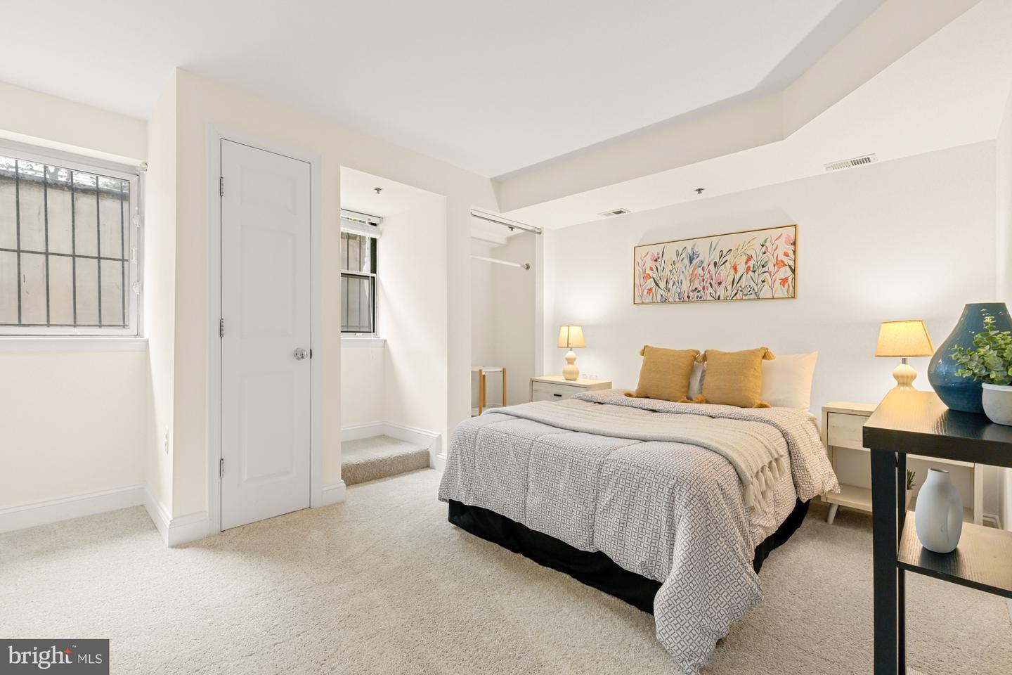 1621 T ST NW #T2, WASHINGTON, District Of Columbia 20009, 2 Bedrooms Bedrooms, ,2 BathroomsBathrooms,Residential,For sale,1621 T ST NW #T2,DCDC2200444 MLS # DCDC2200444