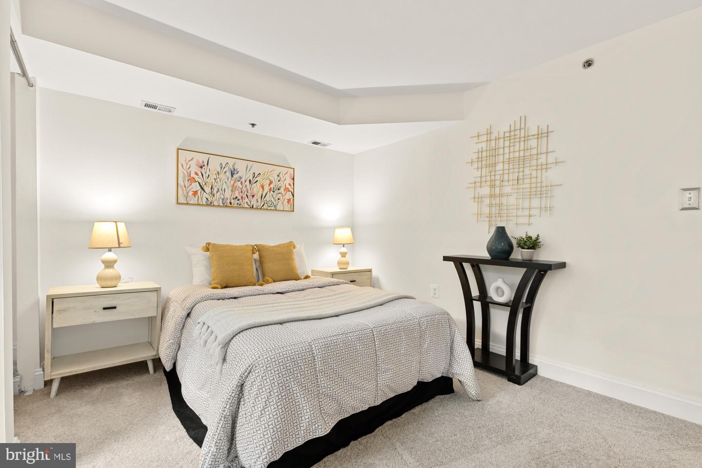 1621 T ST NW #T2, WASHINGTON, District Of Columbia 20009, 2 Bedrooms Bedrooms, ,2 BathroomsBathrooms,Residential,For sale,1621 T ST NW #T2,DCDC2200444 MLS # DCDC2200444