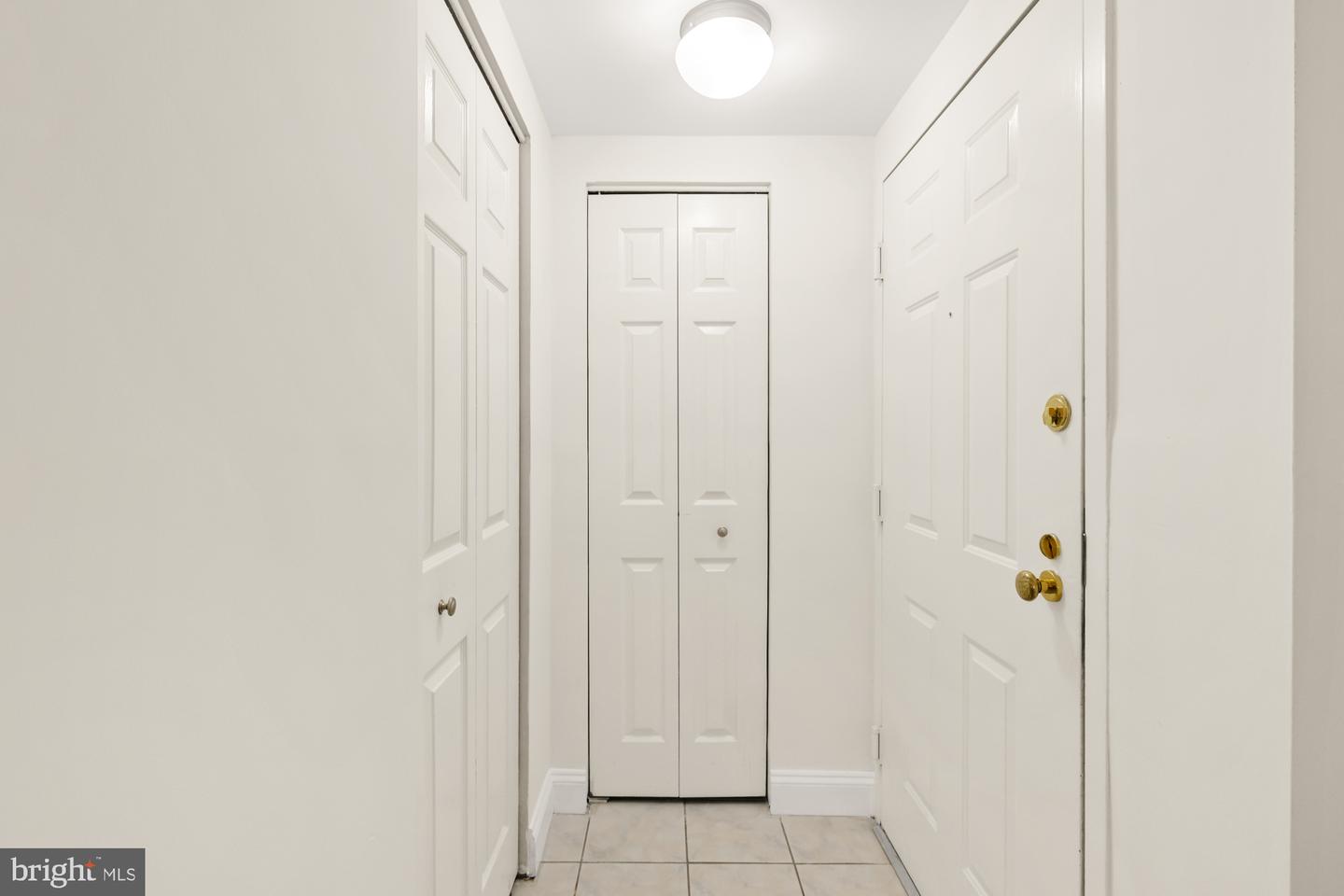 1621 T ST NW #T2, WASHINGTON, District Of Columbia 20009, 2 Bedrooms Bedrooms, ,2 BathroomsBathrooms,Residential,For sale,1621 T ST NW #T2,DCDC2200444 MLS # DCDC2200444