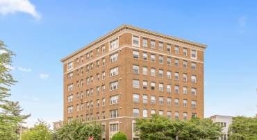 1621 T ST NW #T2, WASHINGTON, District Of Columbia 20009, 2 Bedrooms Bedrooms, ,2 BathroomsBathrooms,Residential,For sale,1621 T ST NW #T2,DCDC2200444 MLS # DCDC2200444