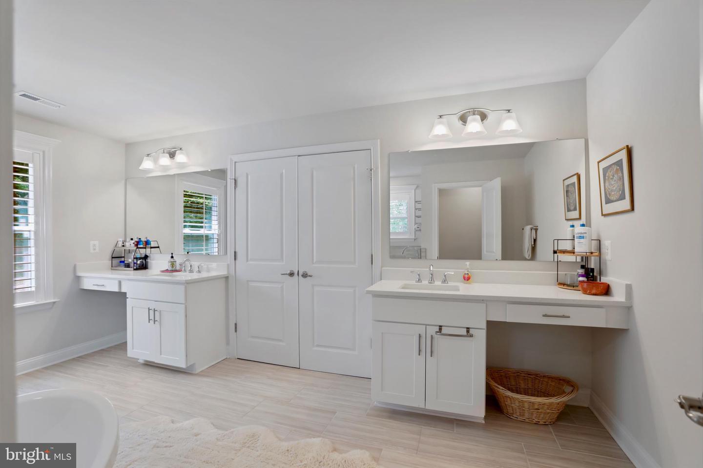 254 WHISTLEWOOD LN, WINCHESTER, Virginia 22602, 5 Bedrooms Bedrooms, ,6 BathroomsBathrooms,Residential,For sale,254 WHISTLEWOOD LN,VAFV2034146 MLS # VAFV2034146