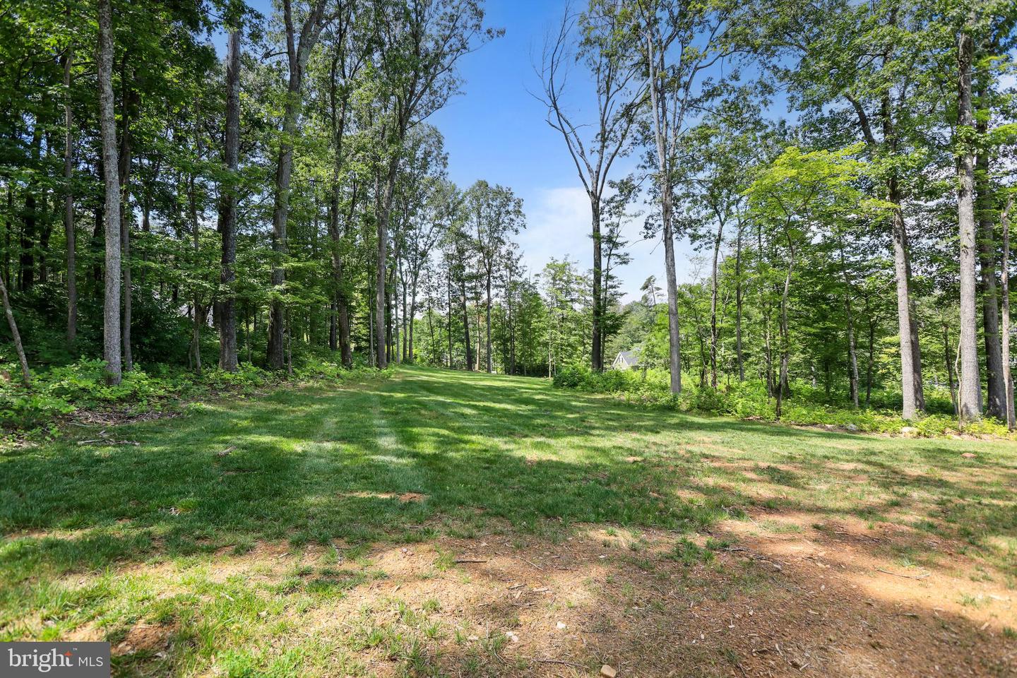 254 WHISTLEWOOD LN, WINCHESTER, Virginia 22602, 5 Bedrooms Bedrooms, ,6 BathroomsBathrooms,Residential,For sale,254 WHISTLEWOOD LN,VAFV2034146 MLS # VAFV2034146