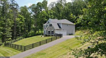 254 WHISTLEWOOD LN, WINCHESTER, Virginia 22602, 5 Bedrooms Bedrooms, ,6 BathroomsBathrooms,Residential,For sale,254 WHISTLEWOOD LN,VAFV2034146 MLS # VAFV2034146