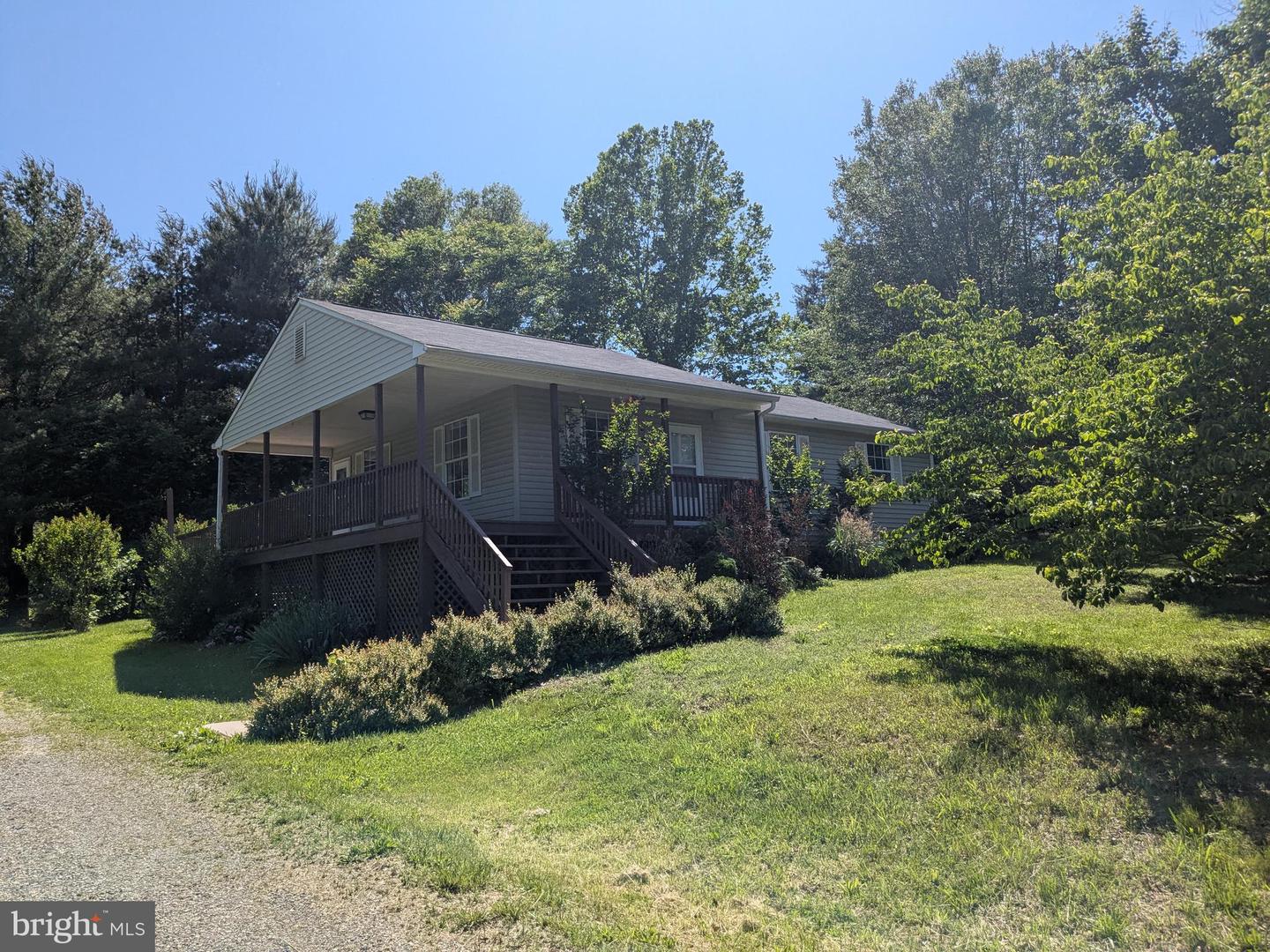 191 DUN GLORY DR, ROCHELLE, Virginia 22738, 3 Bedrooms Bedrooms, ,1 BathroomBathrooms,Residential,For sale,191 DUN GLORY DR,VAMA2002232 MLS # VAMA2002232