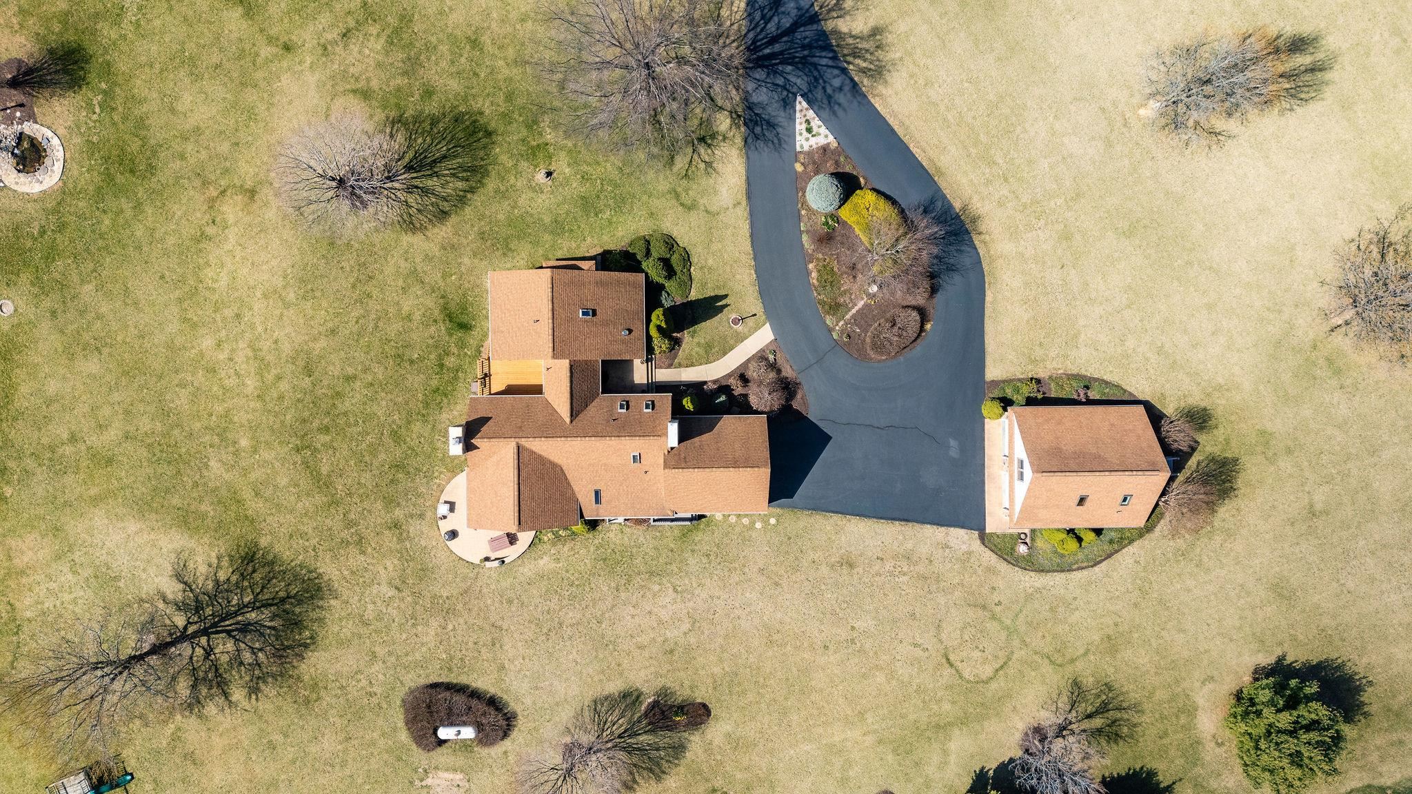 269 FOXFIELD DR, STAUNTON, Virginia 24401, 4 Bedrooms Bedrooms, ,3 BathroomsBathrooms,Residential,269 FOXFIELD DR,662396 MLS # 662396