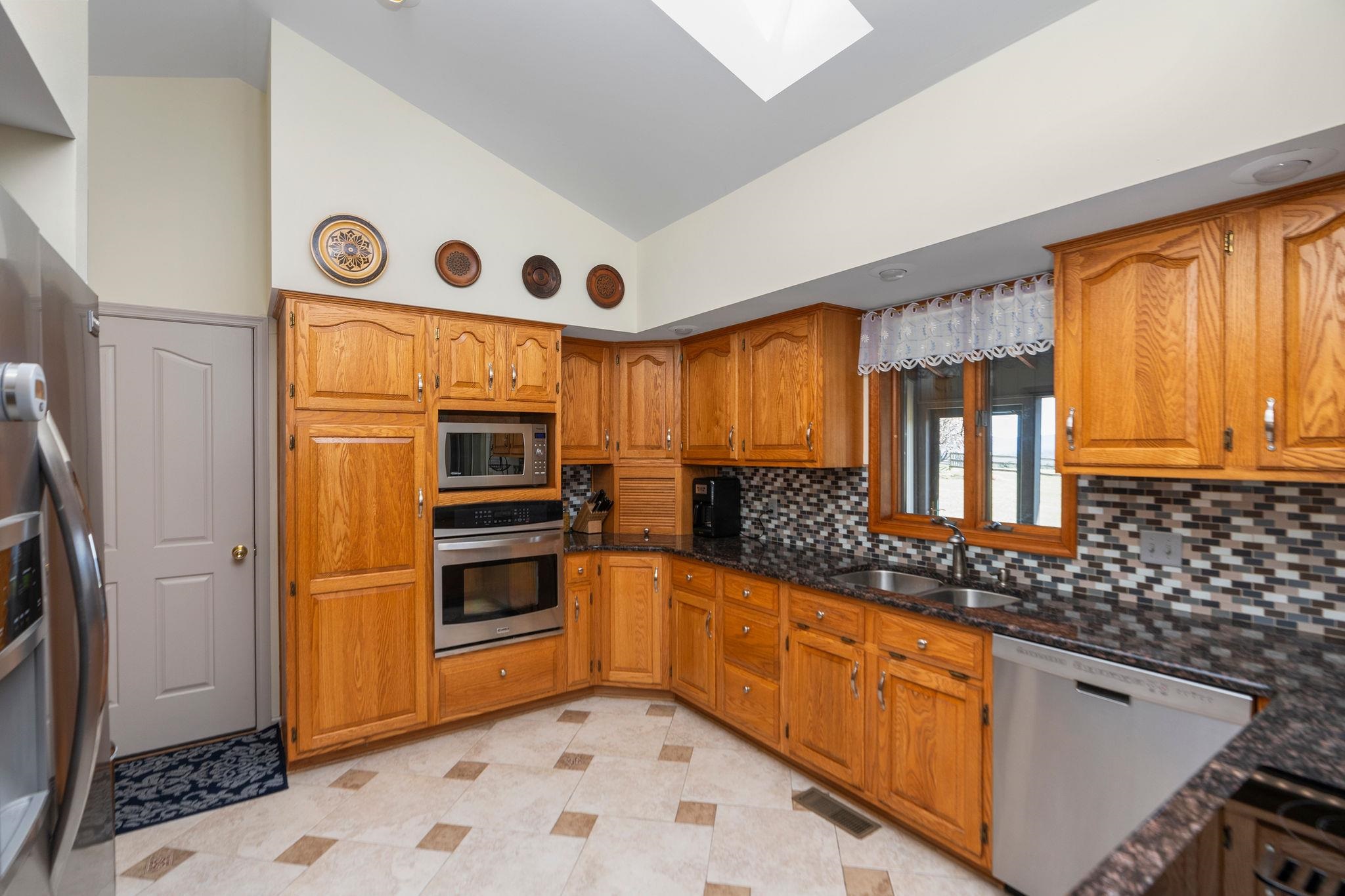 269 FOXFIELD DR, STAUNTON, Virginia 24401, 4 Bedrooms Bedrooms, ,3 BathroomsBathrooms,Residential,269 FOXFIELD DR,662396 MLS # 662396